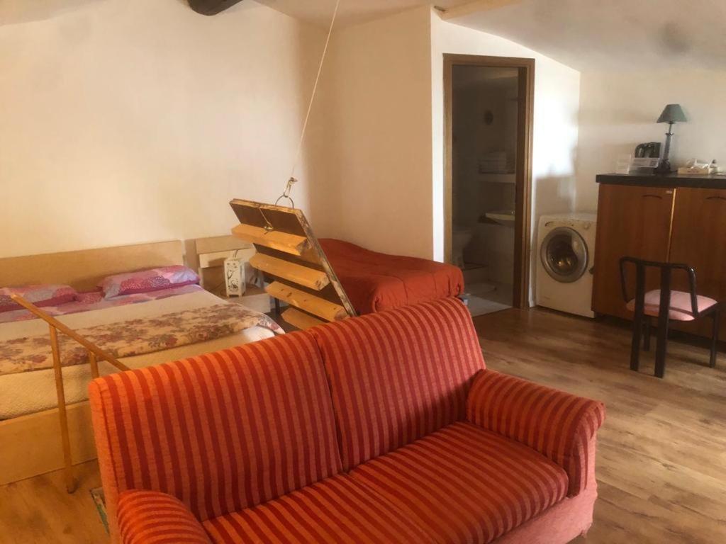 Lovely 1 Room Bedroom Loft, 20 Mins To Bgy Airport Pradalunga Екстер'єр фото