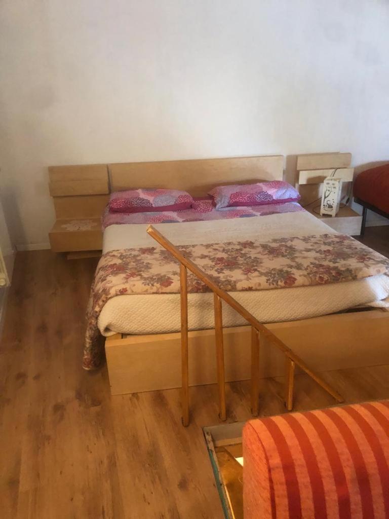 Lovely 1 Room Bedroom Loft, 20 Mins To Bgy Airport Pradalunga Екстер'єр фото